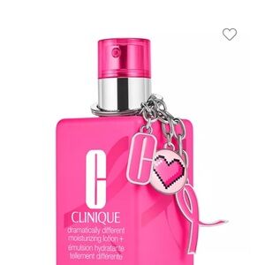 Clinique *unopened* special edition moisturizing lotion 💕